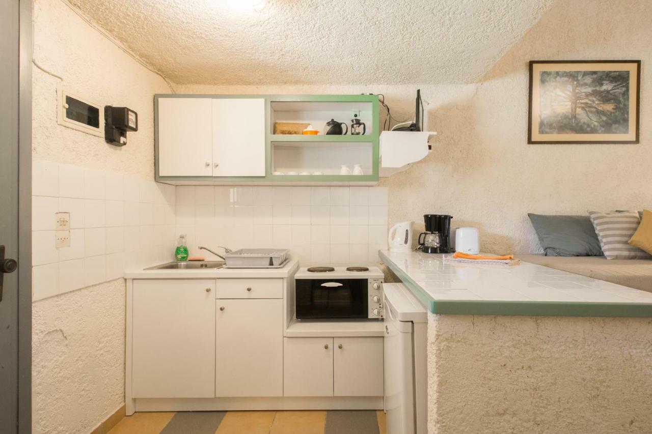 Lefkes Apartments 2 아카라비 외부 사진